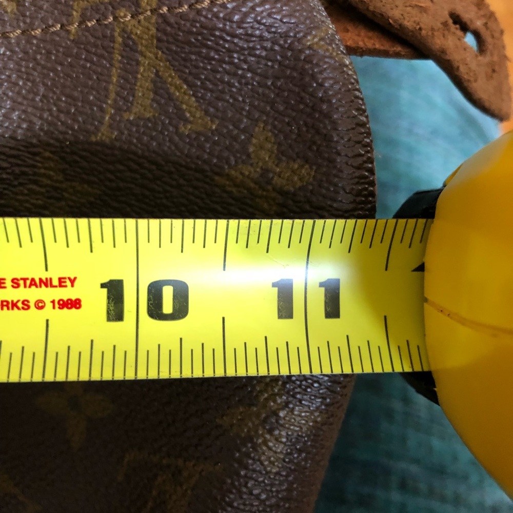 Like new Louis Vuitton bag Canvas!!! - Picture 7 of 8